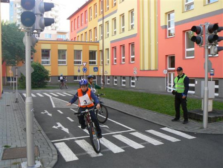 9. 10 . Návštěva dopravního hřiště